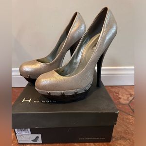 Sexy silver platform heels!